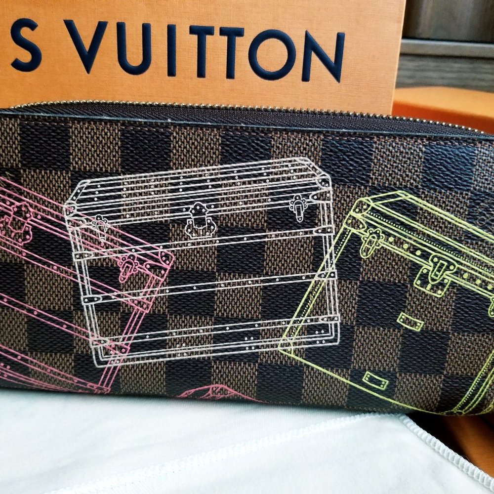 Louis Vuitton Damier Ebene Zippy Wallet